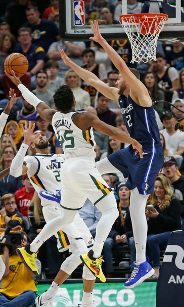Jazz rally past Mavericks 112-107, have won 14 of 15